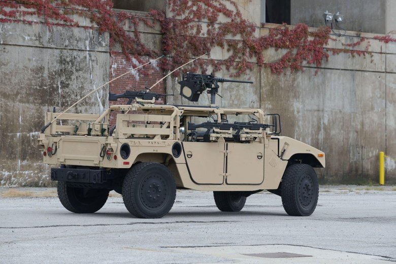 Humvee +m1165 -m1025