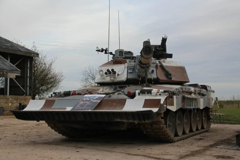 Танк Челленджер 2