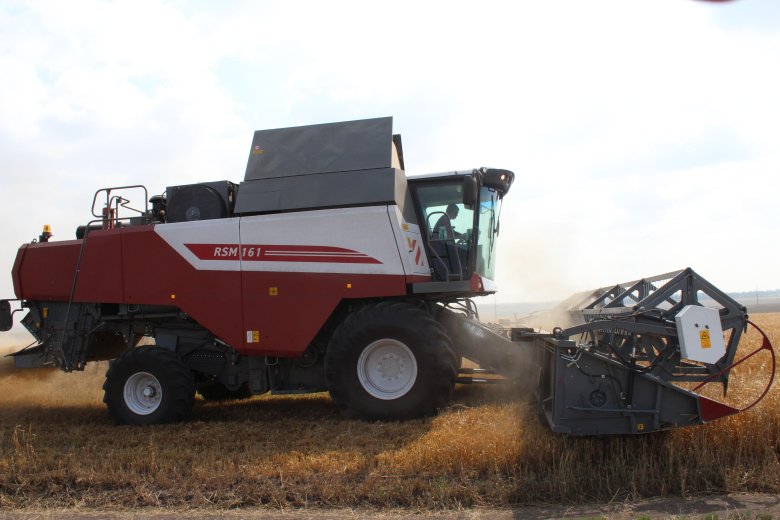 Комбайн торум 785