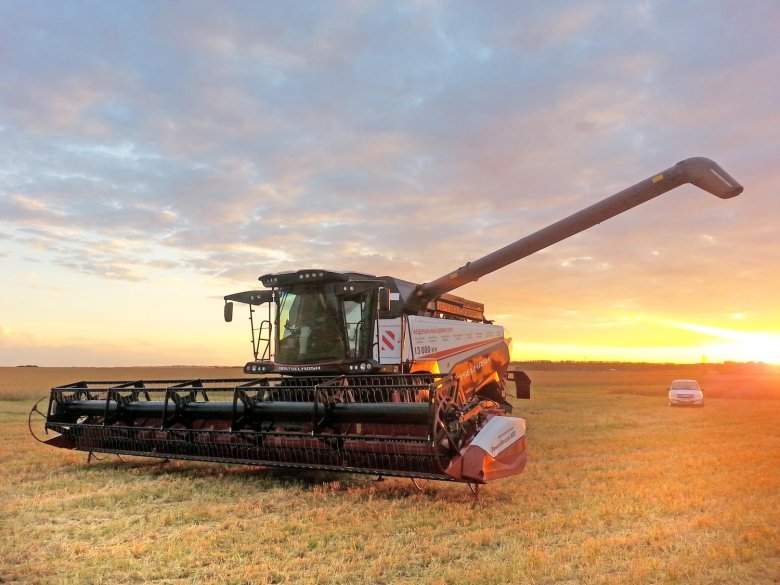 Зерноуборочный комбайн RSM 161