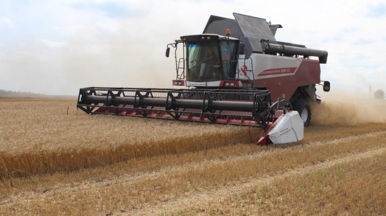 Зерноуборочный комбайн РСМ 161