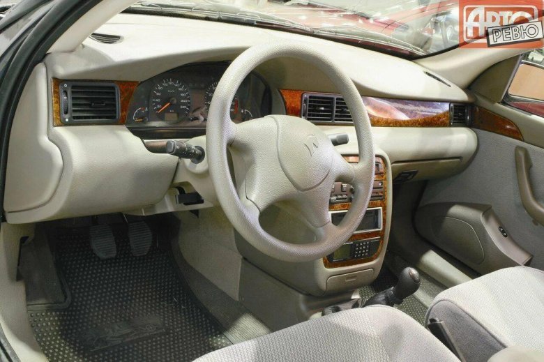 Iran Khodro Samand 1.8 салон