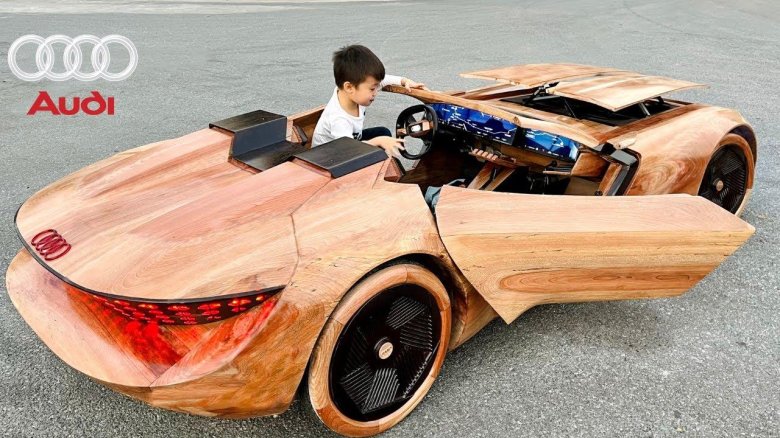Ауди из дерева