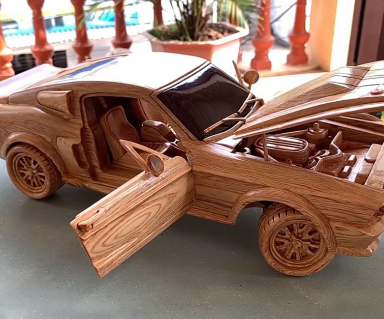 Деревянная машина