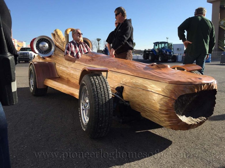 Деревянный автомобиль