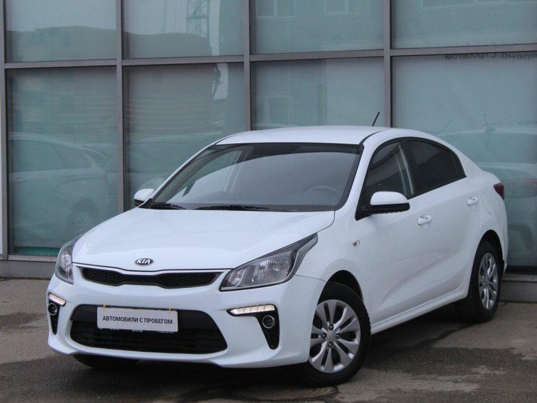 Киа Рио 2017 белая