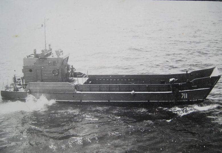 Десантный катер 1176