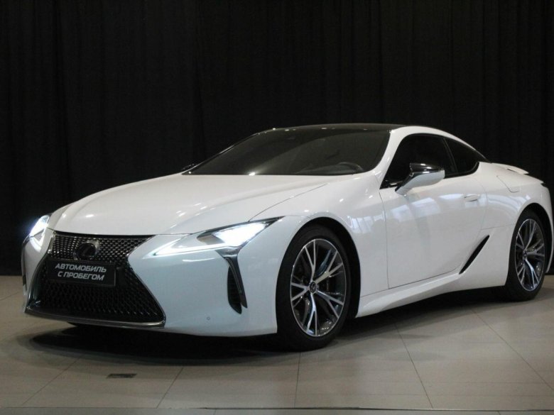 Лексус купе белый