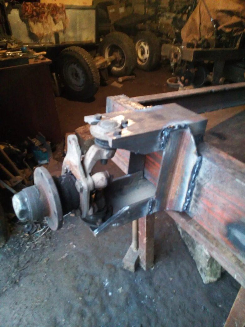 Переломный узел трактора т150