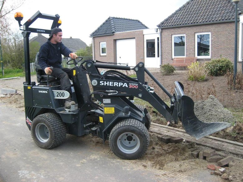 Мини погрузчик Sherpa 150