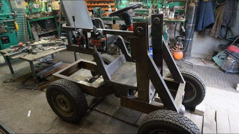 Мини погрузчик переломка