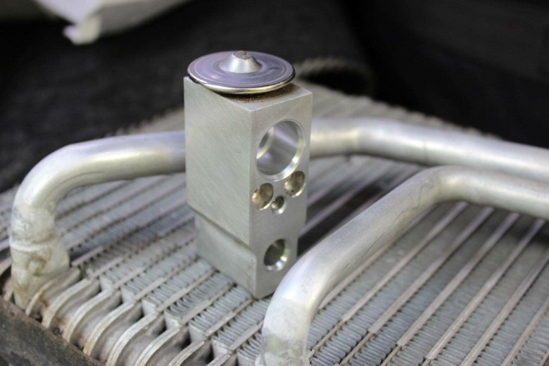 Испаритель кондиционера Jimny 2009