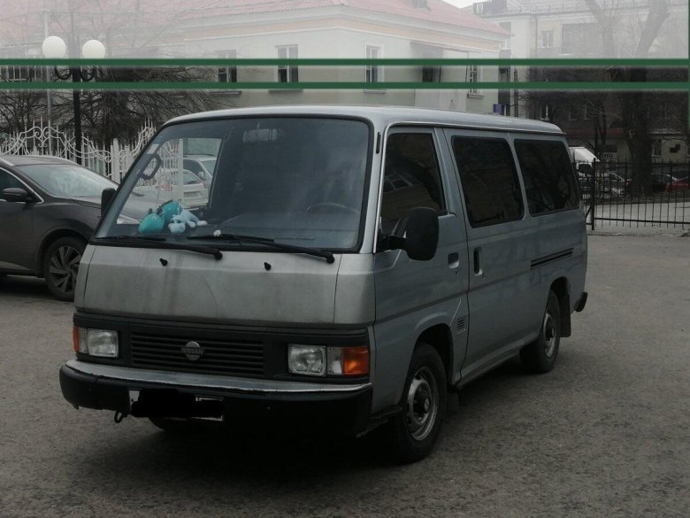Nissan Urvan III (e24)