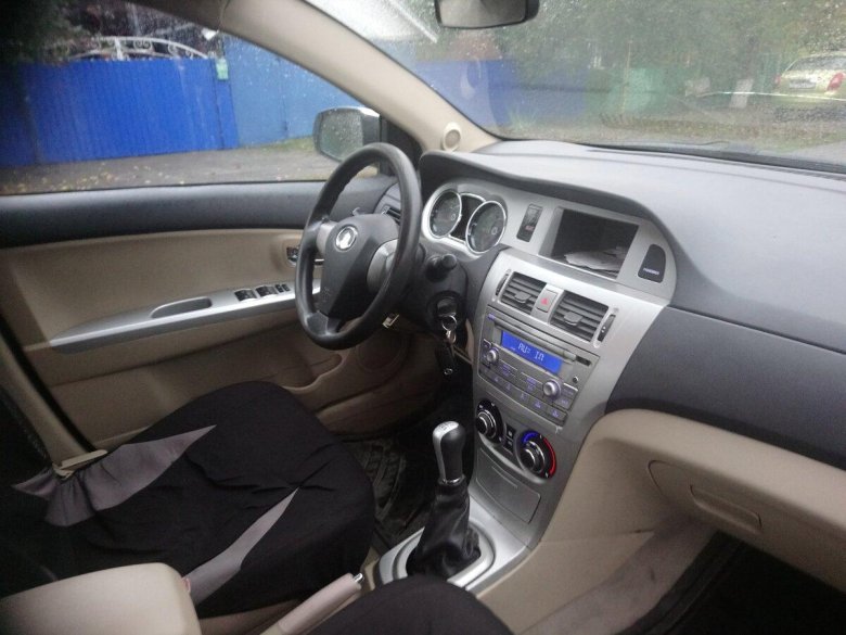 Внутри автомобиля