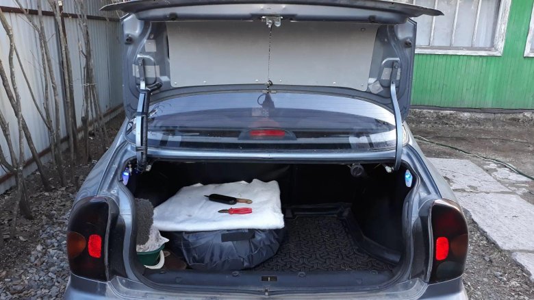 Задняя полка на ЗАЗ шанс хэтчбек