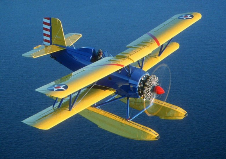 Биплан гидроплан