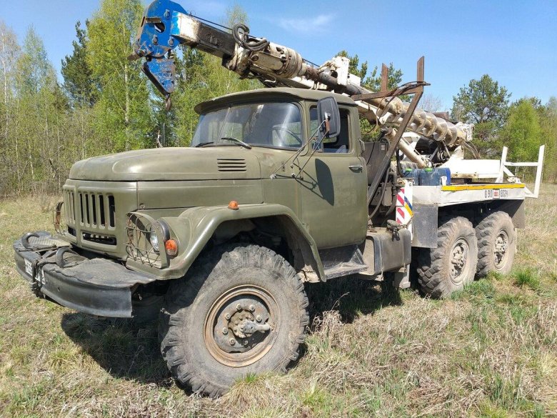 Зил 131 буровая установка