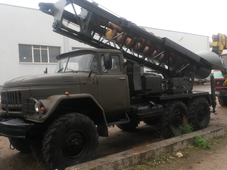 Буровая машина ЗИЛ 131