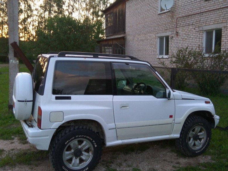 Suzuki escudo i