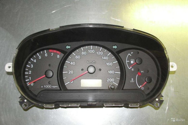 Приборная панель акцент 2007