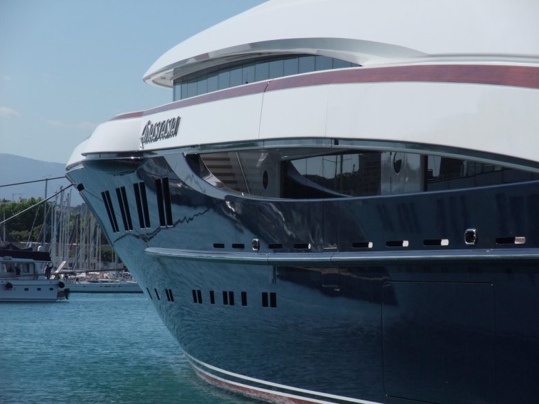 Яхта Anastasia