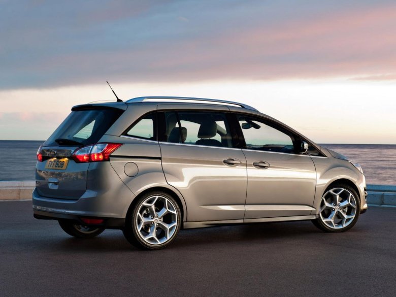 Ford Grand c-Max, 2010