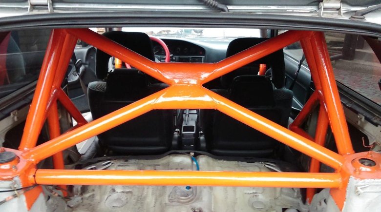 Каркас безопасности ВАЗ 2112