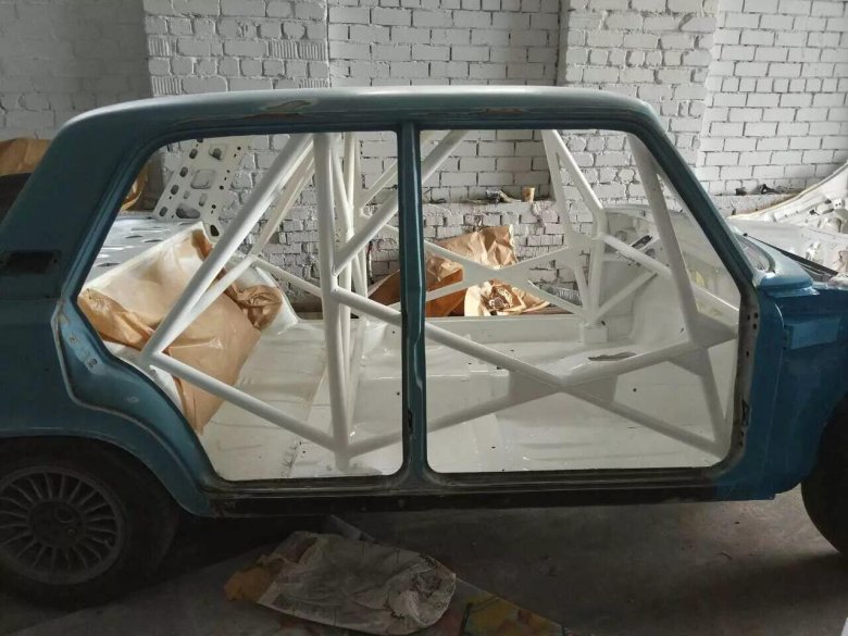 Каркас безопасности ВАЗ 2107