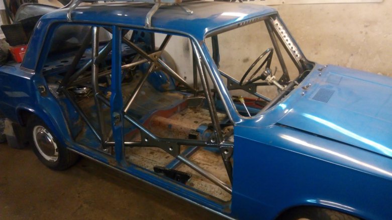 Каркас безопасности 2101