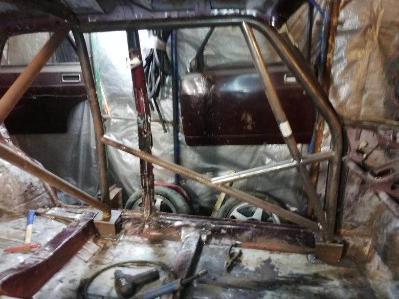 Болтовой каркас в ВАЗ 2104