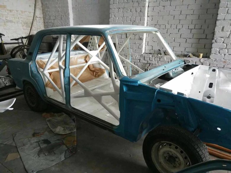 Каркас безопасности ВАЗ 2107