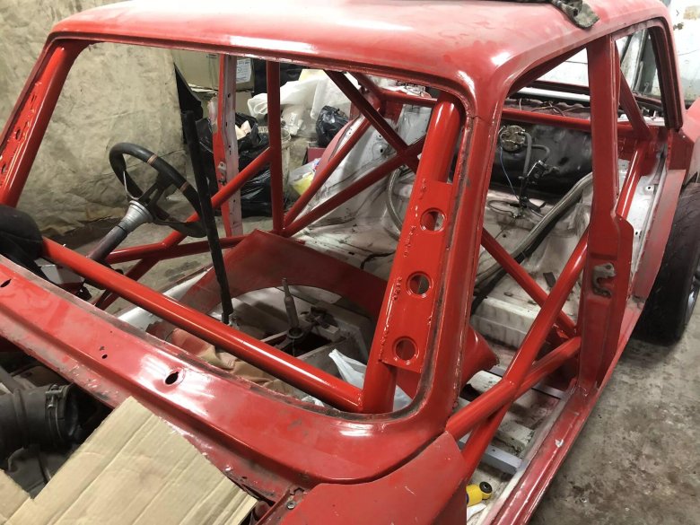 Кузовные запчасти 21013