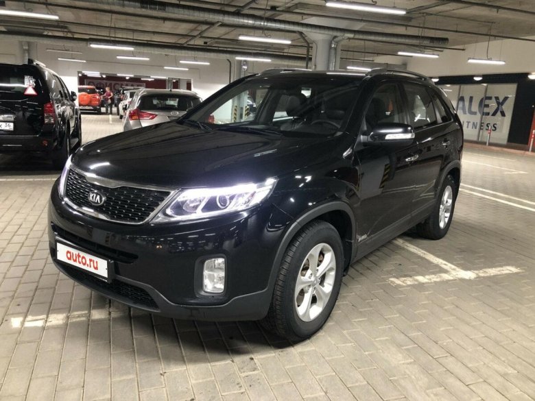 Kia Sorento черный