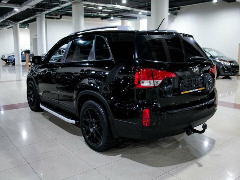 Киа Соренто 2015 черная