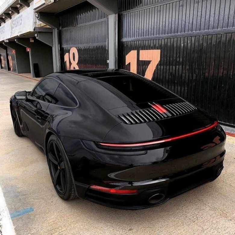 Порше 911 турбо с черный матовый