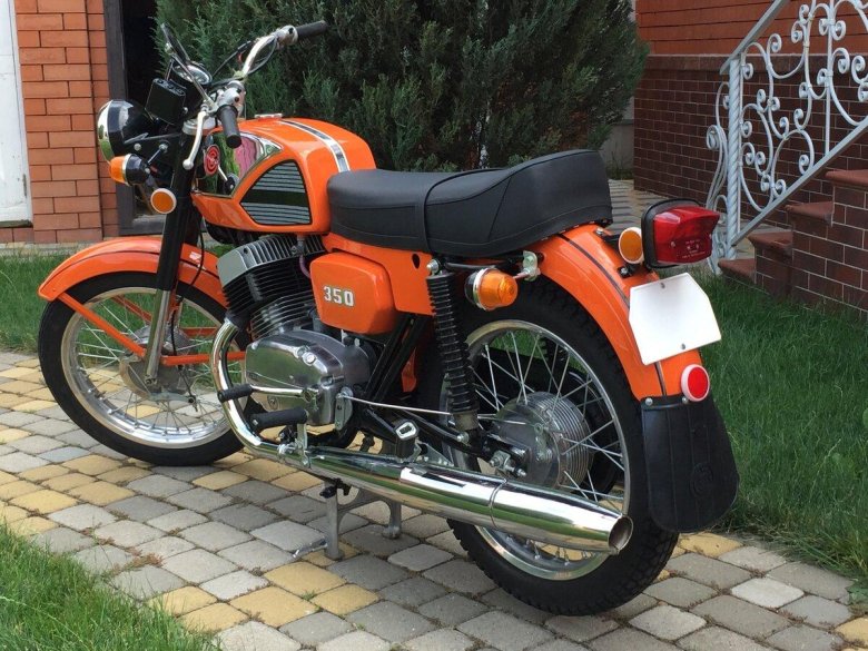 Мотоцикл чезет 350
