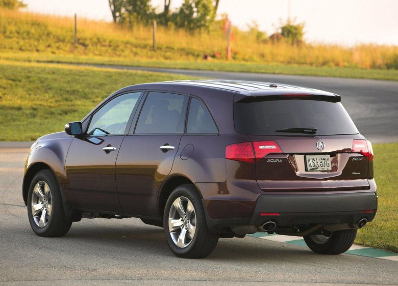 Акура машина МДХ 2006-