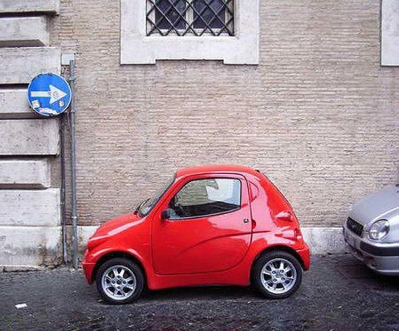 Маленькая машина