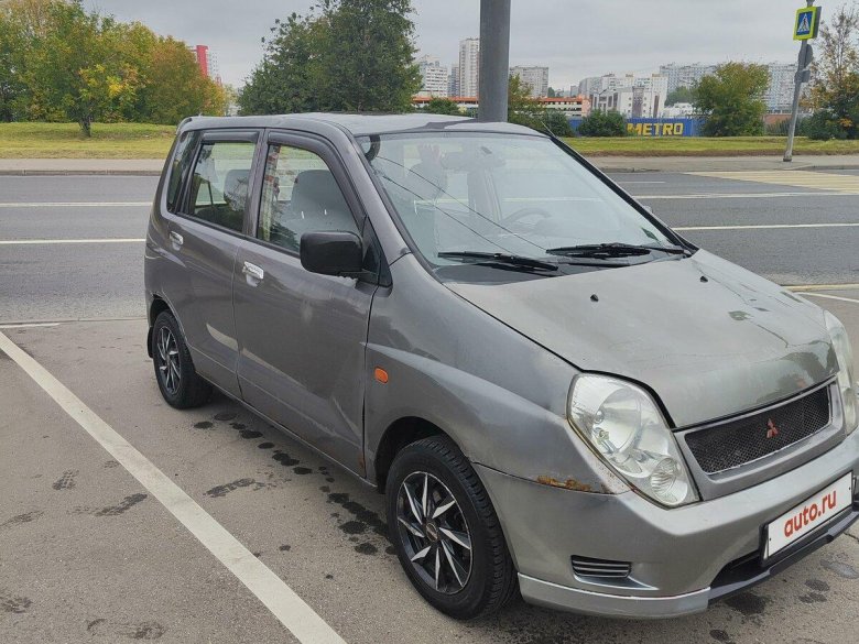 Митсубисидинго и Хафей Симбо салон