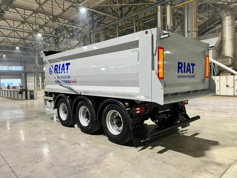 Самосвальный прицеп 85830f-18b с платформой объемом 18 куб. М.