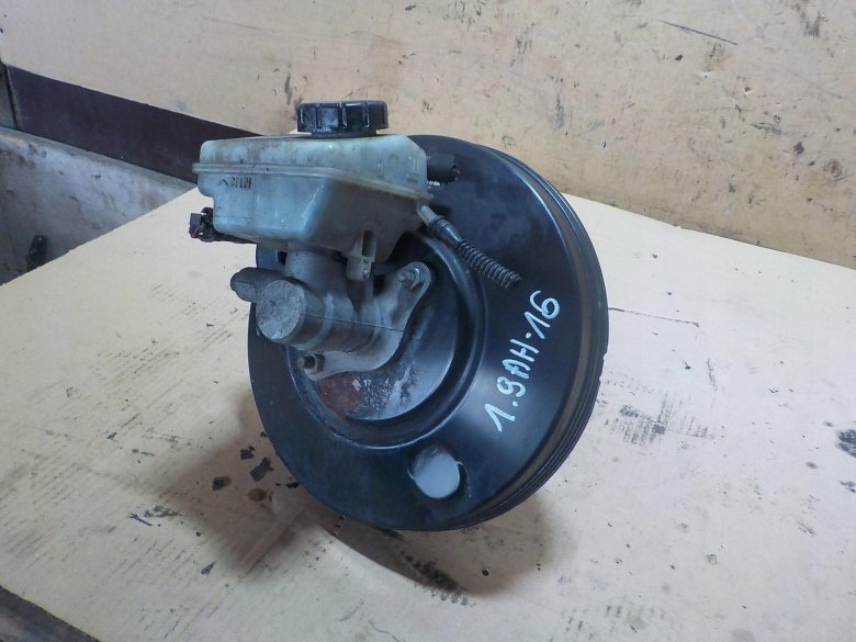 Вакуумный усилитель тормозов Опель Астра h