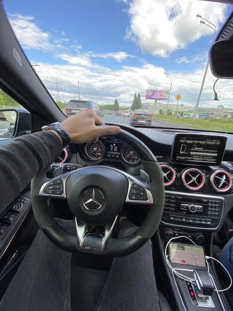 Mercedes GLA руль