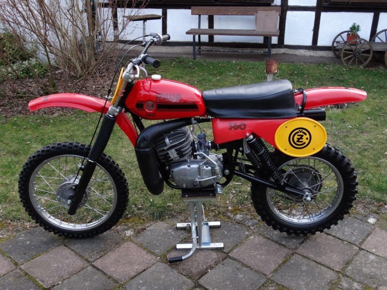 Кроссовый мотоцикл Чезет 250