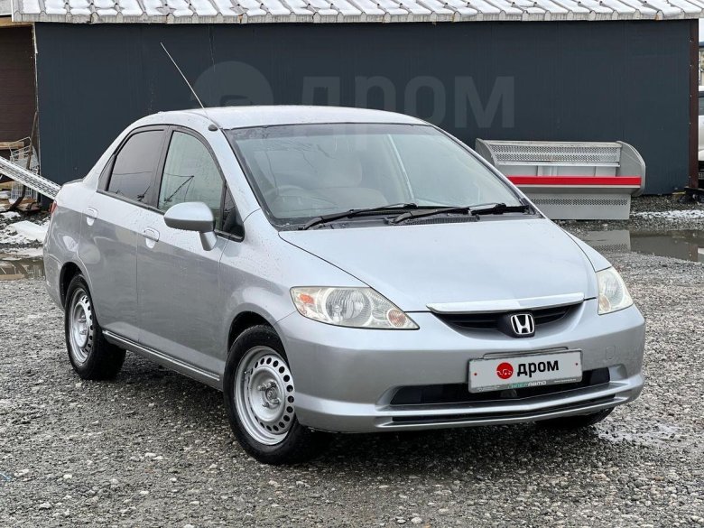Honda fit i