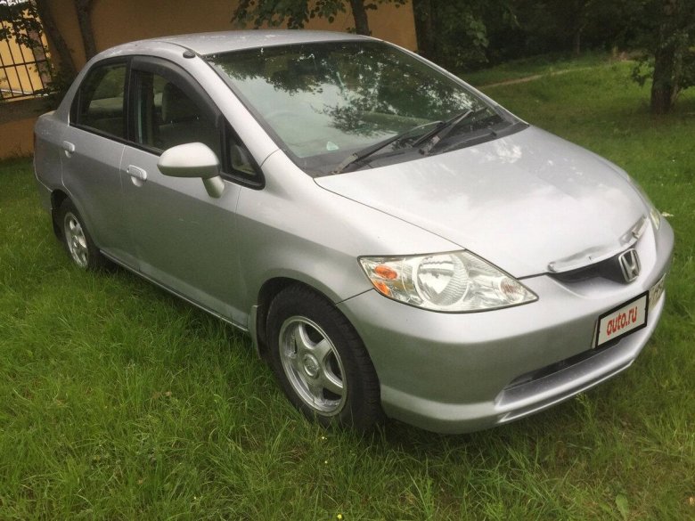 Honda fit aria 2003