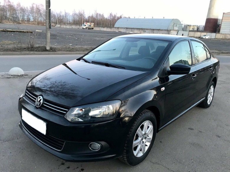 Volkswagen Polo 2013 черный