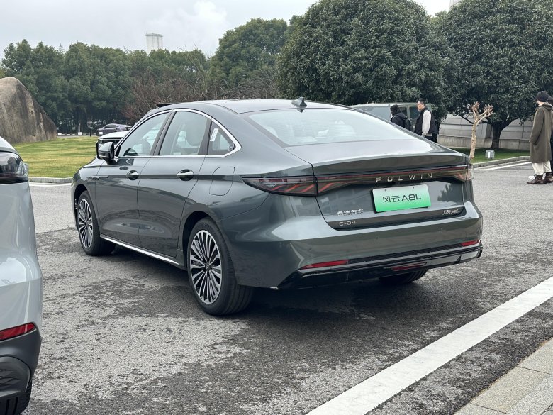 Hyundai genesis coupe