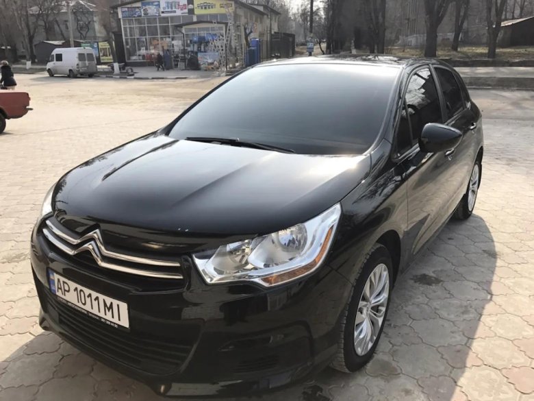 Ситроен с4 хэтчбек 2012 черный