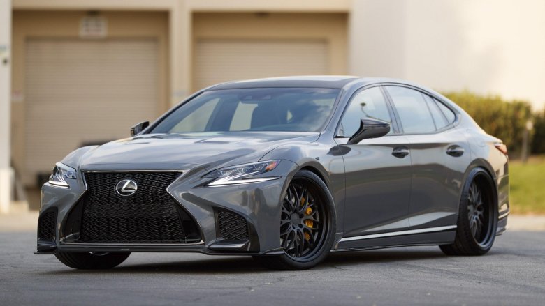 Лексус лс 500 f Sport