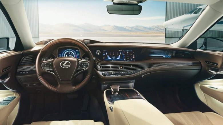 Новый Лексус лс 500